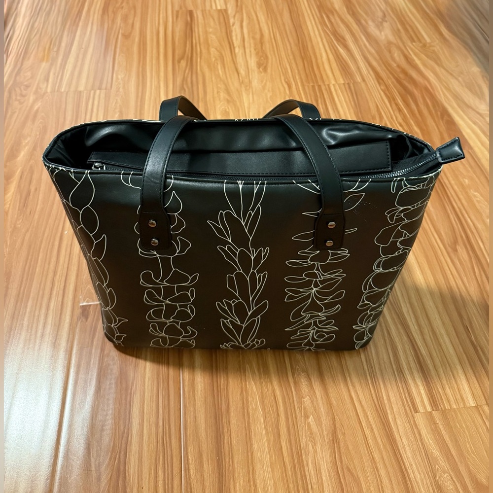 Lei Print Tote Bag - Picture 9 of 9